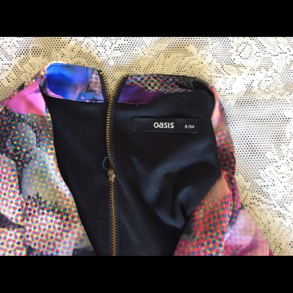 OASIS SLEEVELESS FLORAL DRESS - Picture 4 of 5
